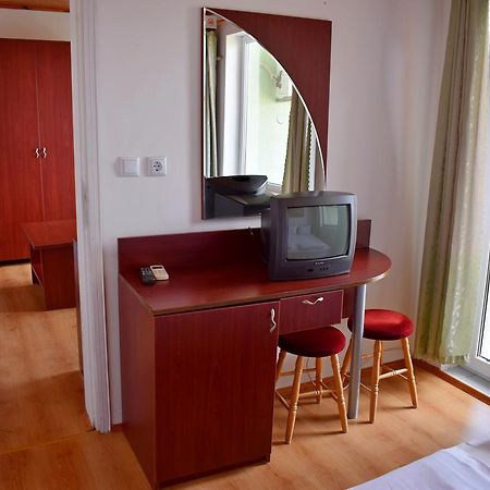 Royal Hostel Varna Exterior photo